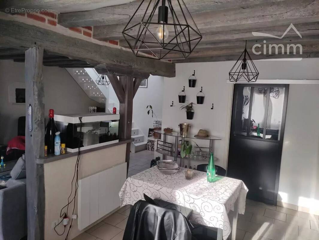 Maison à HUISSEAU-SUR-COSSON