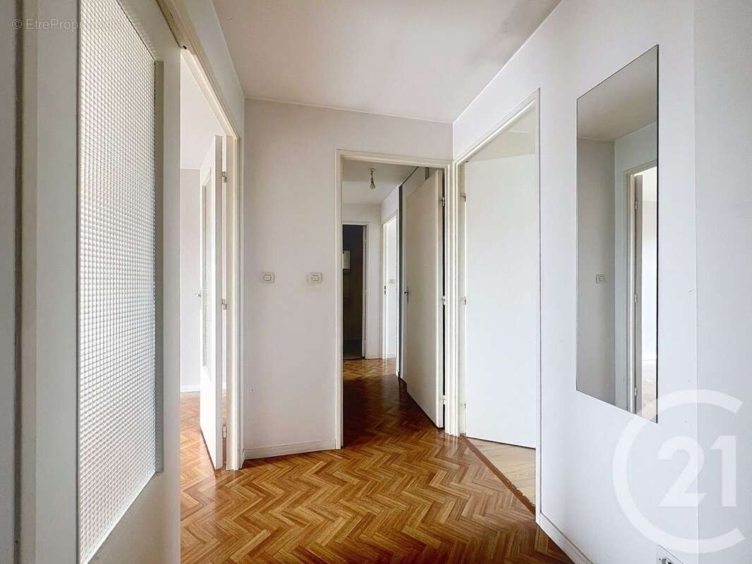 Appartement à MONTEREAU-FAULT-YONNE