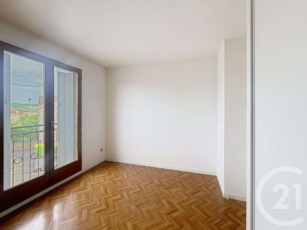 Appartement à MONTEREAU-FAULT-YONNE