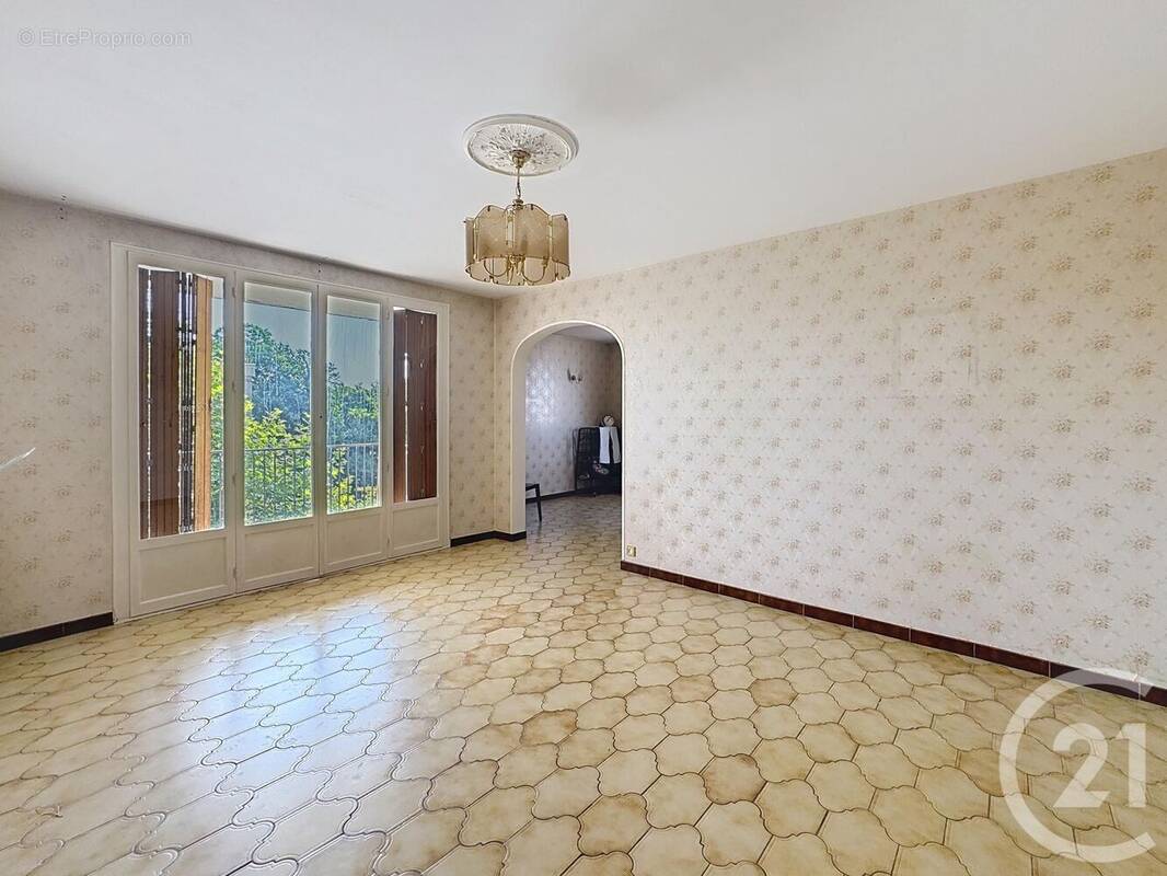 Appartement à MONTEREAU-FAULT-YONNE