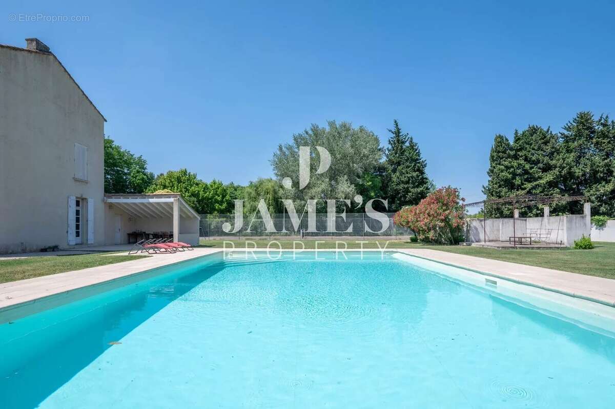 Maison à BARBENTANE