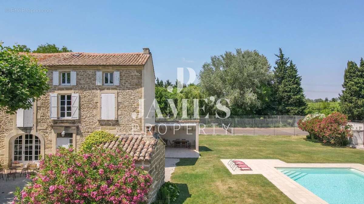 Maison à BARBENTANE