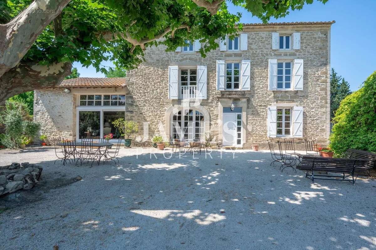 Maison à BARBENTANE