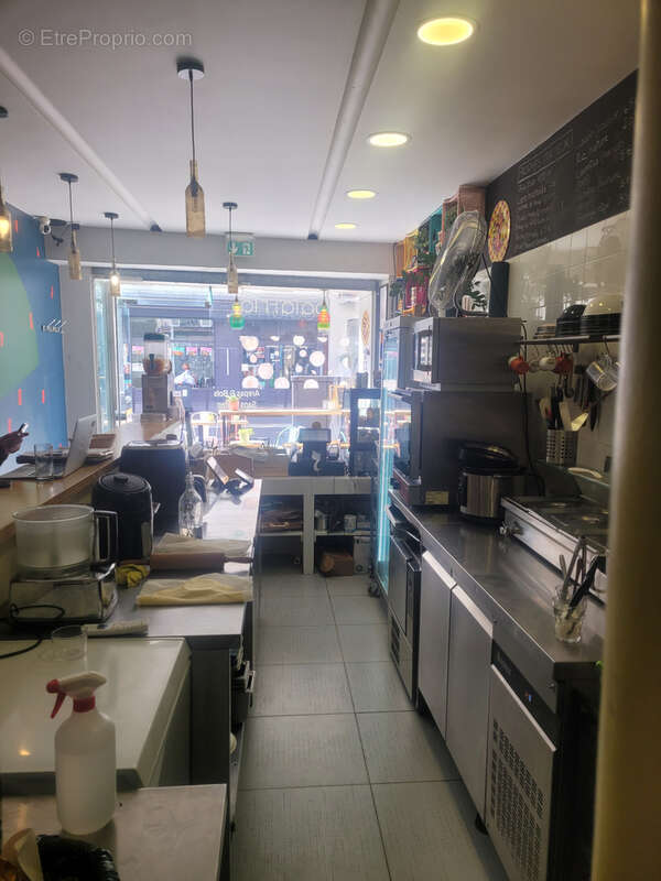 Commerce à PARIS-10E