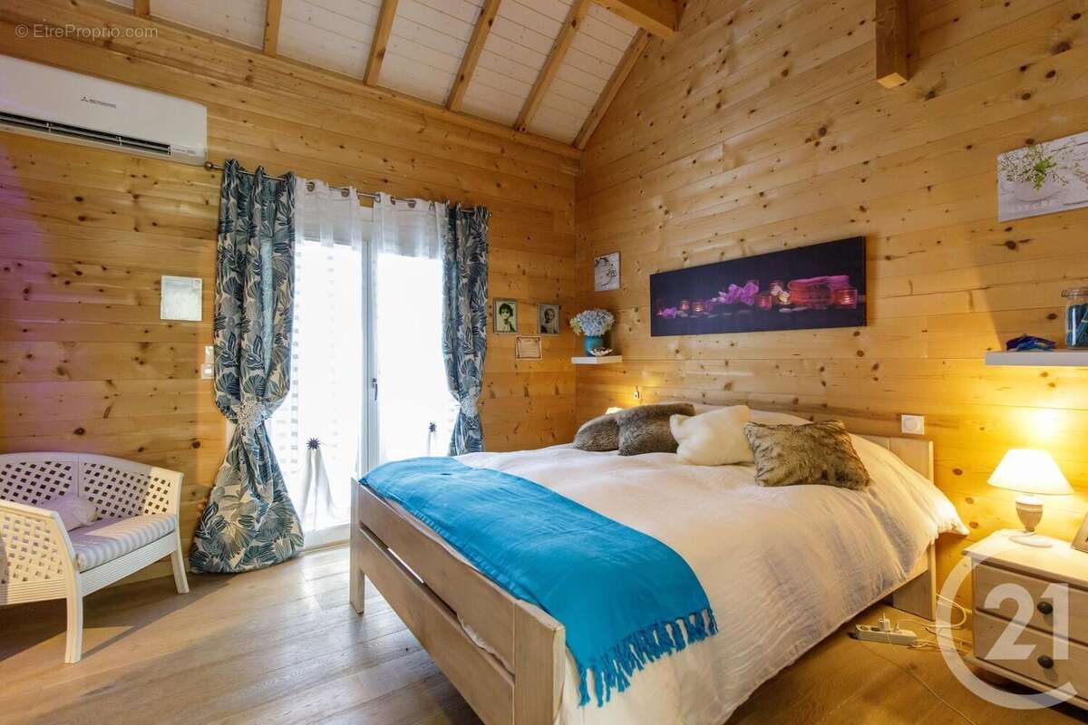 Maison à JASSANS-RIOTTIER