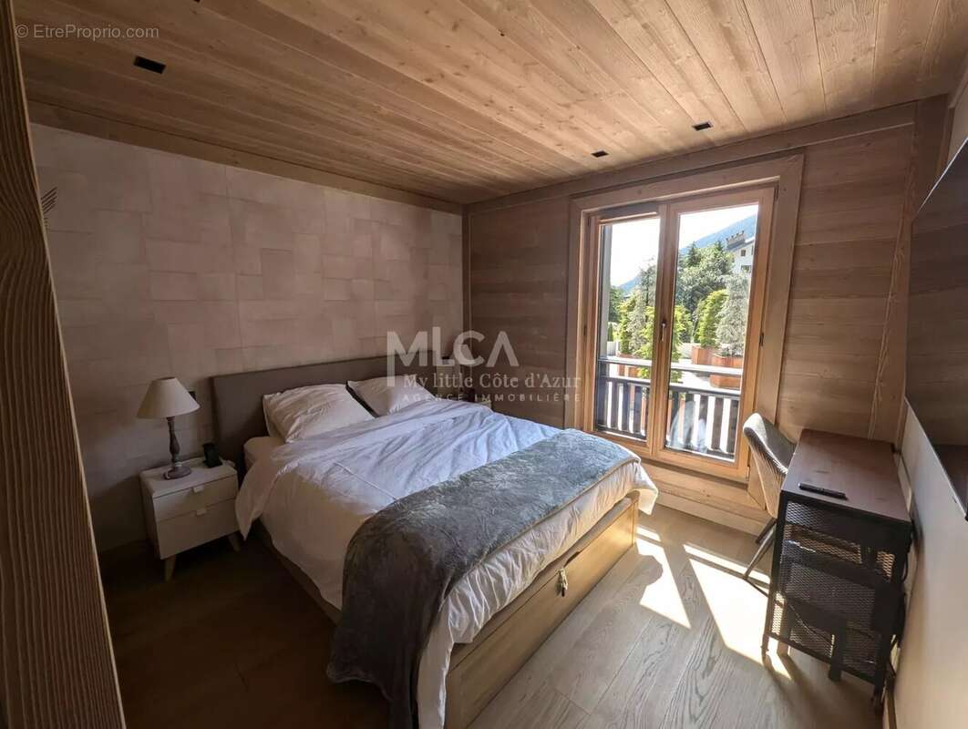 Appartement à SAINT-ETIENNE-DE-TINEE