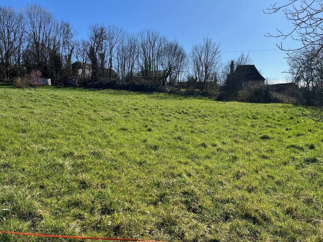 Terrain à PERIGUEUX