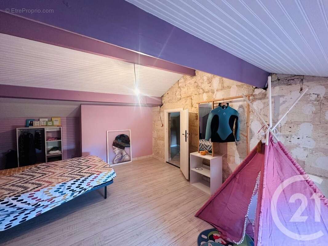 Maison à BAYON-SUR-GIRONDE