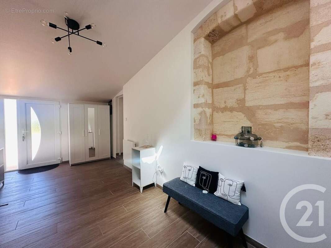 Maison à BAYON-SUR-GIRONDE