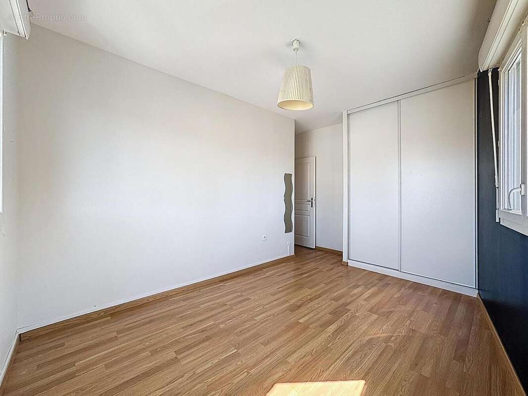   - Appartement à MARCQ-EN-BAROEUL