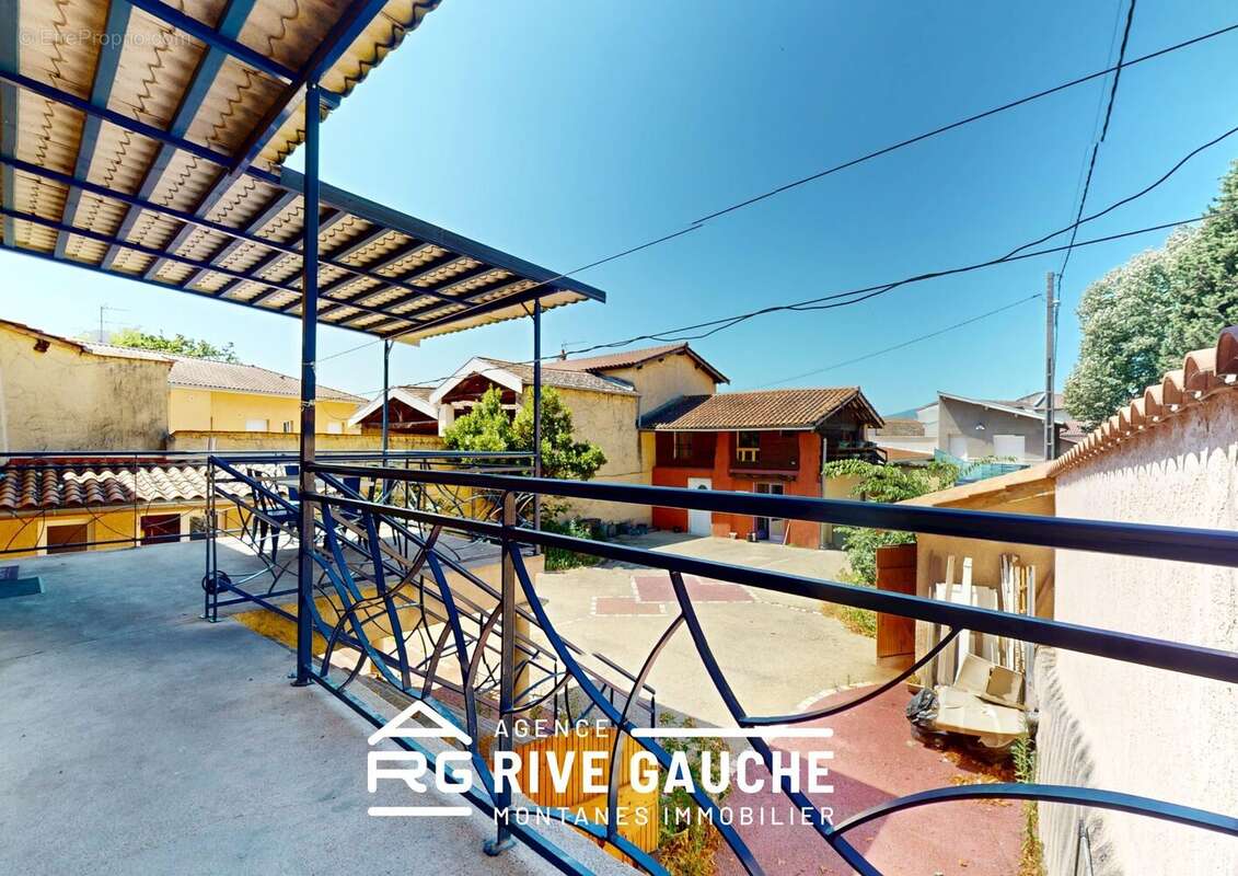 Maison à LE PEAGE-DE-ROUSSILLON