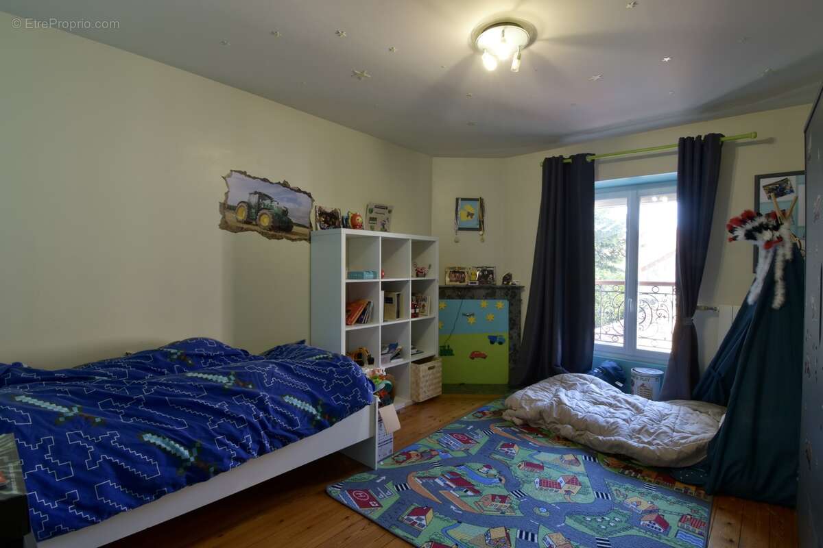 Maison à BREUIL-BOIS-ROBERT