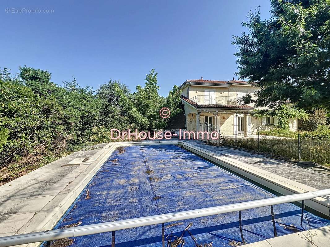 Maison à CHAZAY-D&#039;AZERGUES