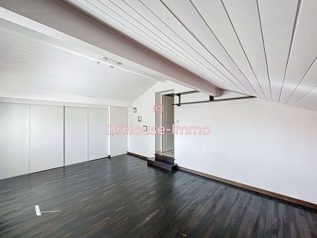 Maison à CHAZAY-D&#039;AZERGUES