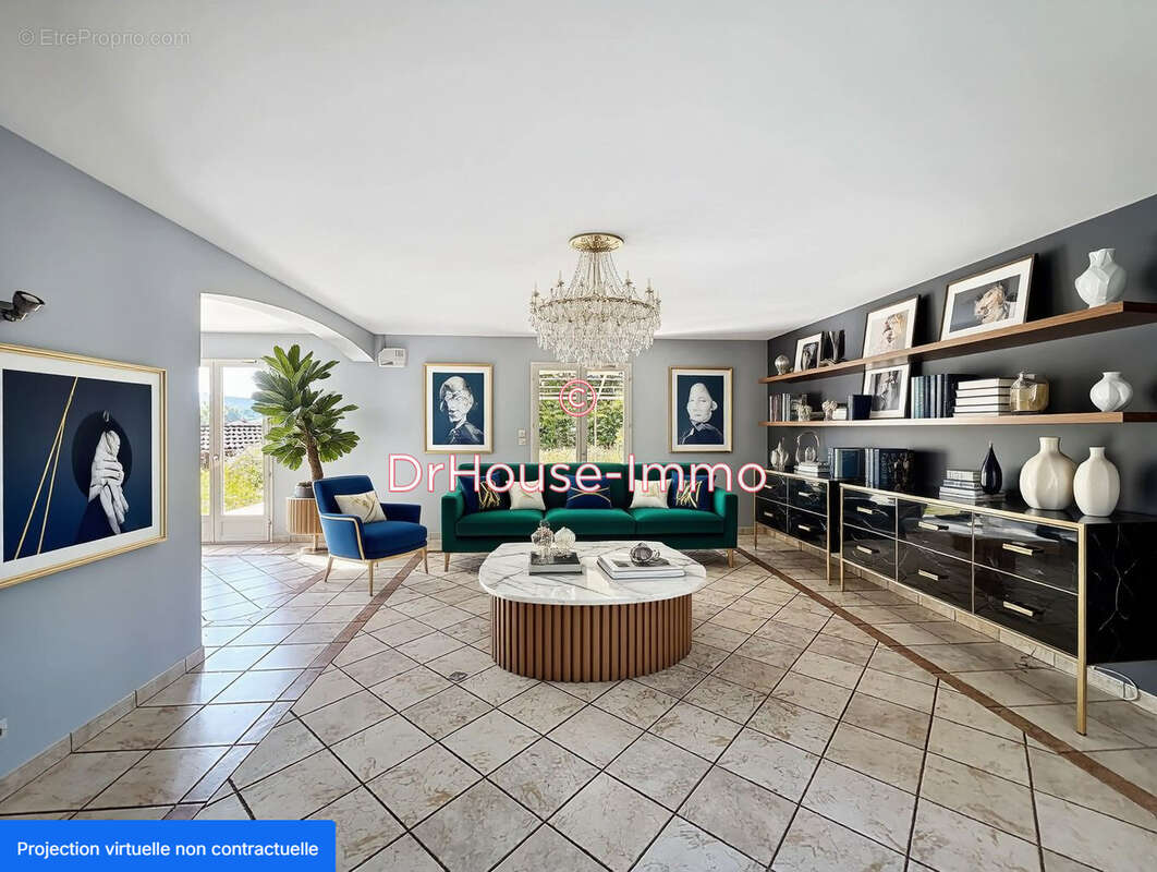 Maison à CHAZAY-D&#039;AZERGUES