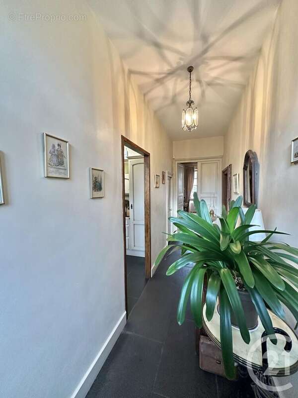 Maison à DOMPIERRE-SUR-BESBRE