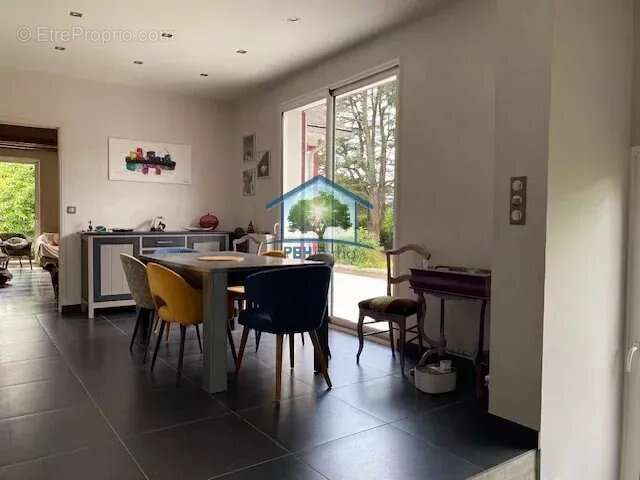 Maison à LYONS-LA-FORET