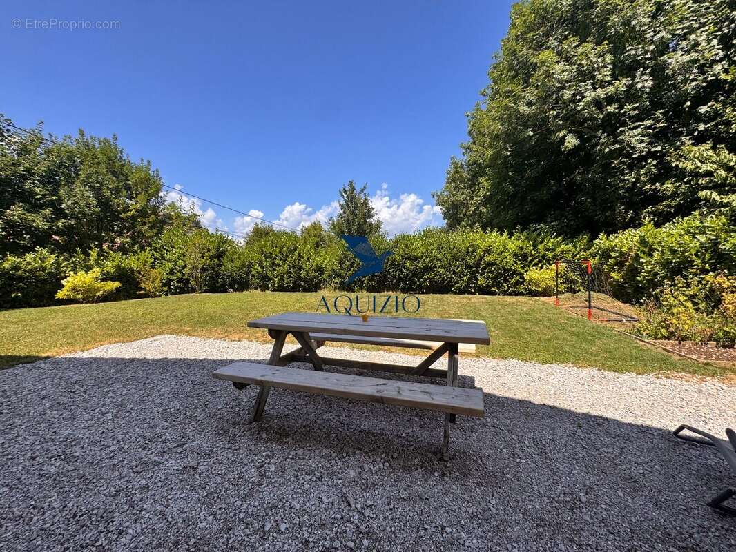 Maison à LA ROCHE-SUR-FORON