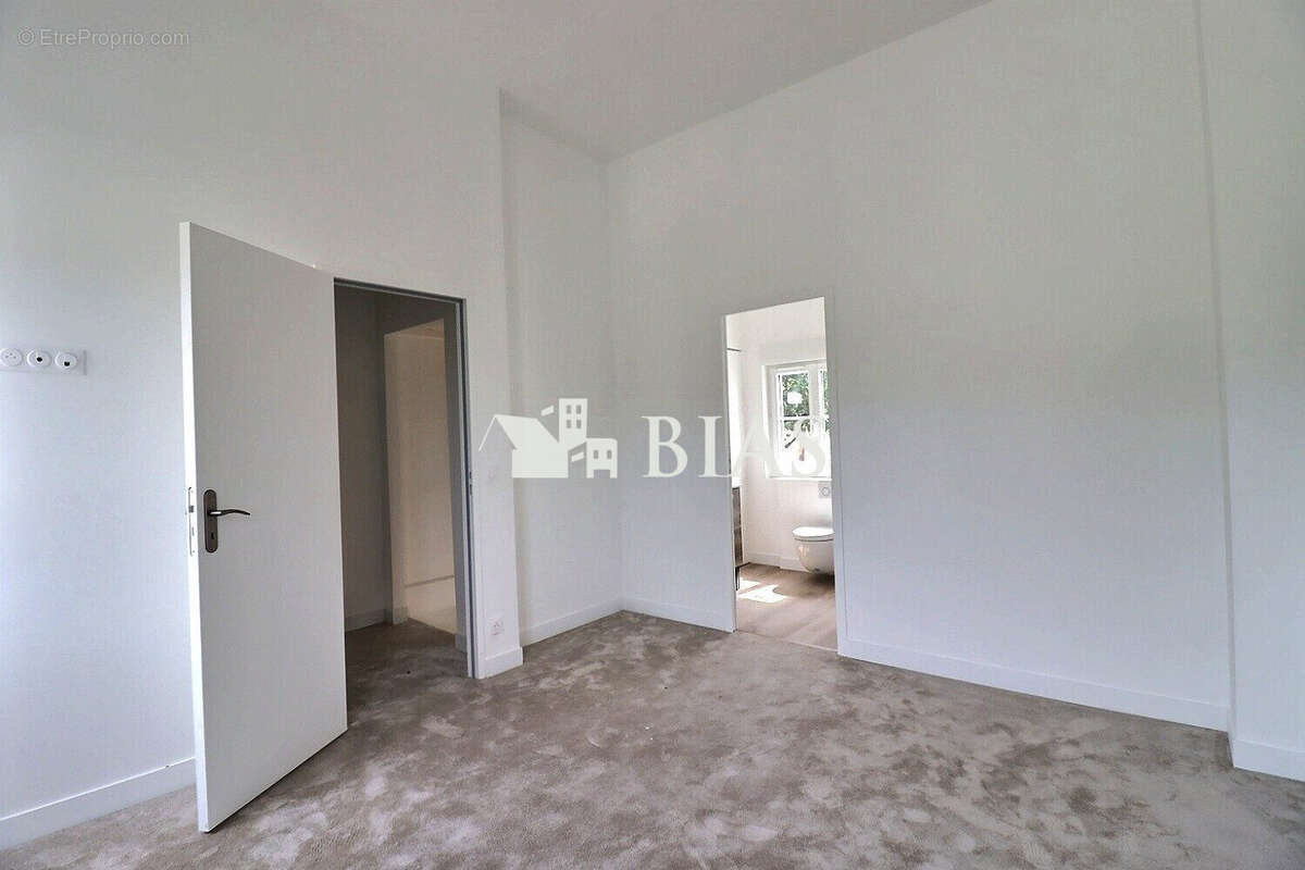 Maison à PONT-L'EVEQUE