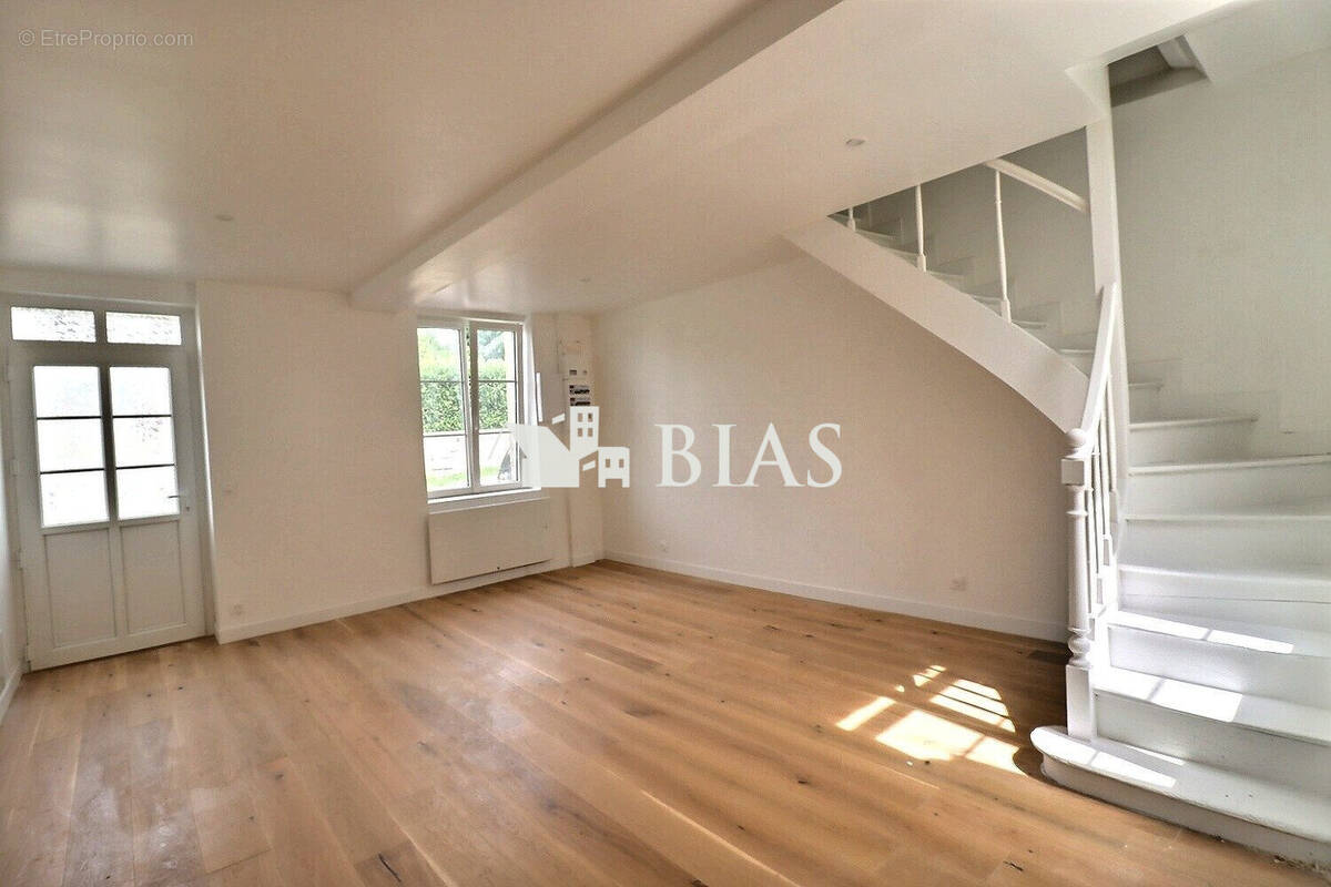 Maison à PONT-L'EVEQUE