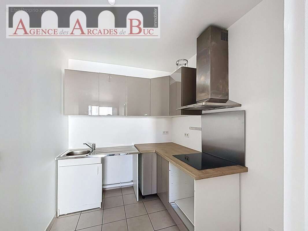 Cuisine. - Appartement à BUC