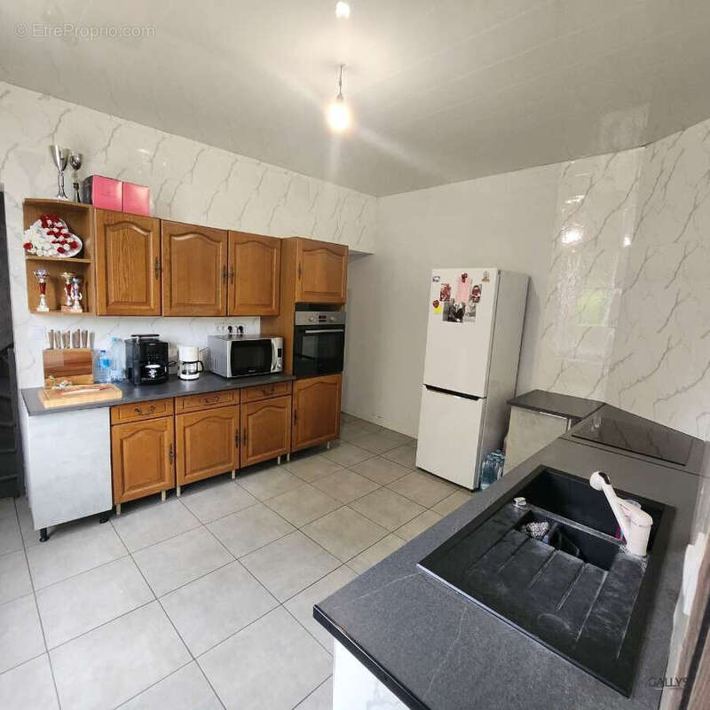 Cuisine - Maison à JOUDREVILLE