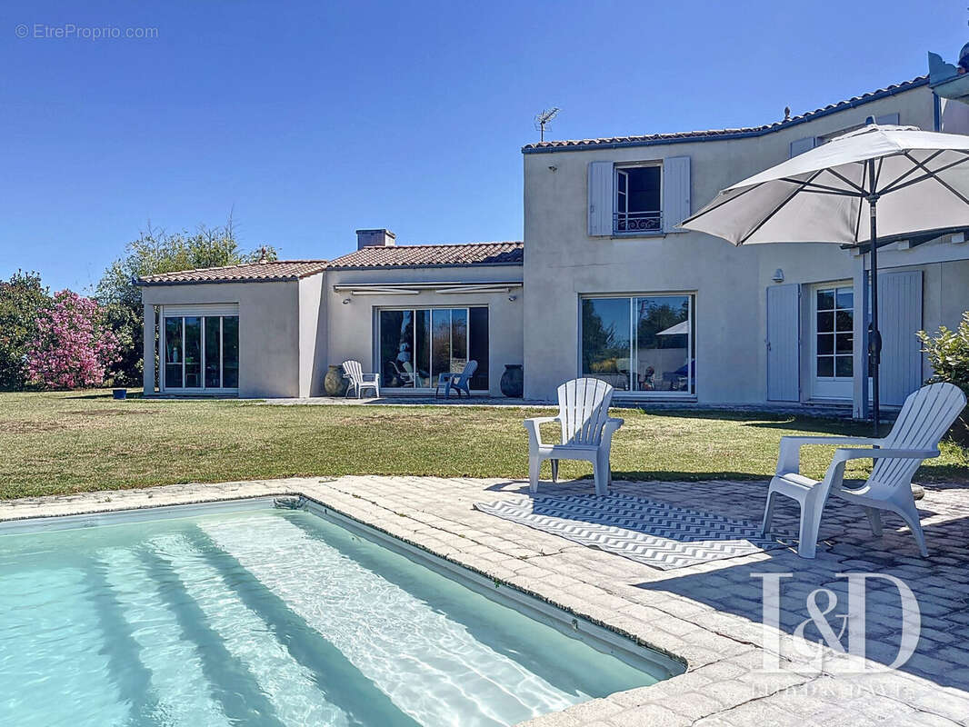 Maison à SAINT-SULPICE-DE-ROYAN