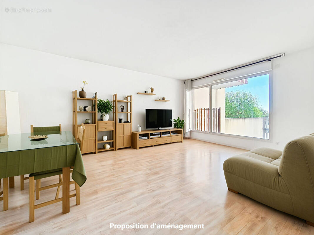 Appartement à LES PONTS-DE-CE