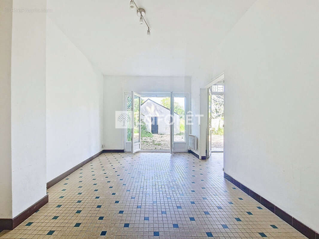 Maison à SAINT-MATHURIN-SUR-LOIRE