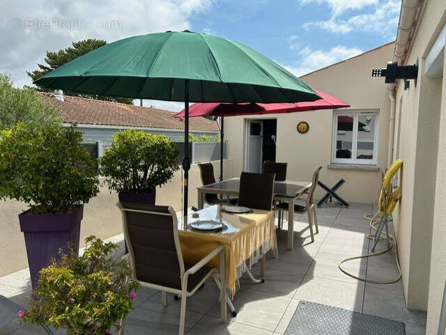 Maison à MESCHERS-SUR-GIRONDE