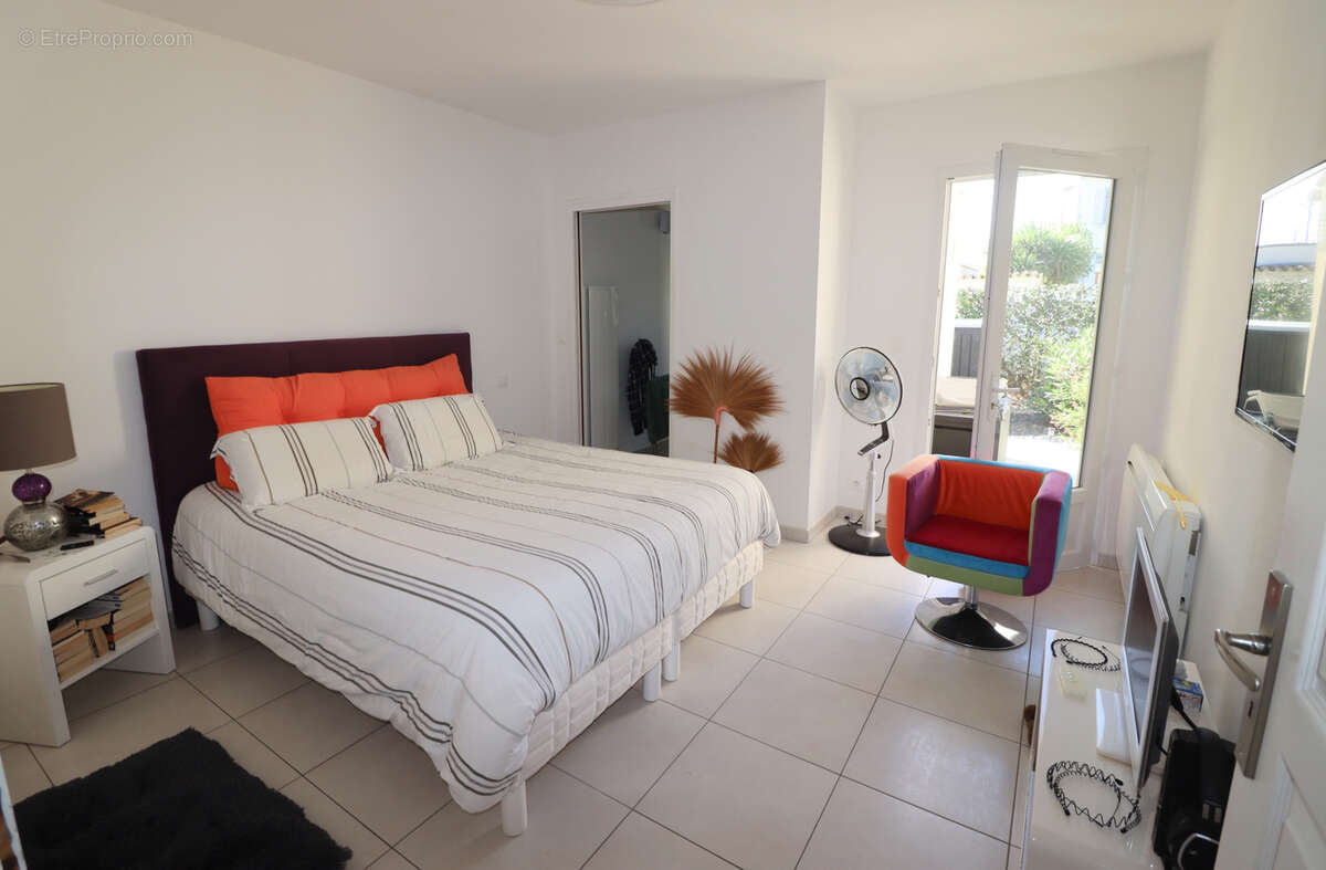 Maison à MESCHERS-SUR-GIRONDE