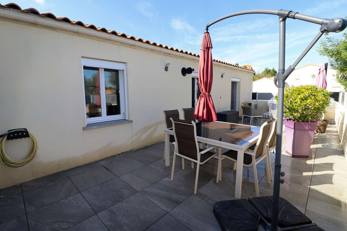 Maison à MESCHERS-SUR-GIRONDE