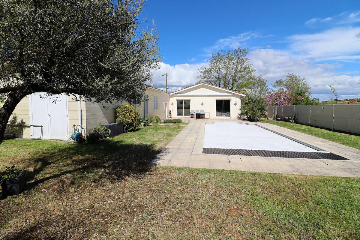 Maison à MESCHERS-SUR-GIRONDE