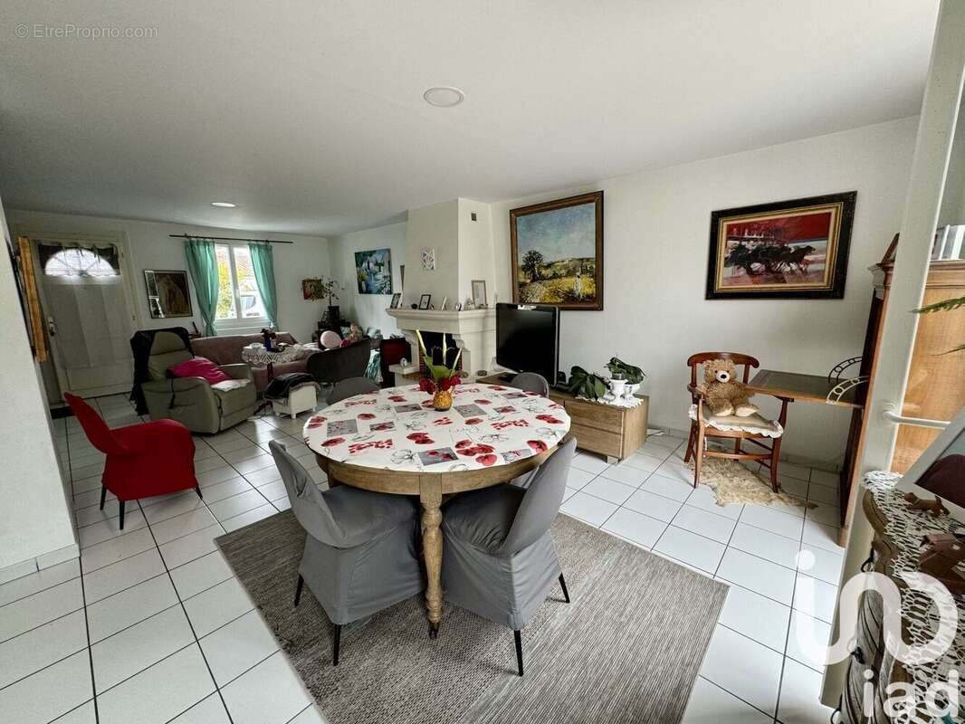 Photo 4 - Maison à MARENNES