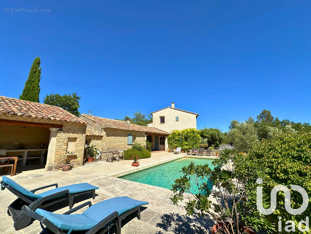 Photo 2 - Maison à LACOSTE