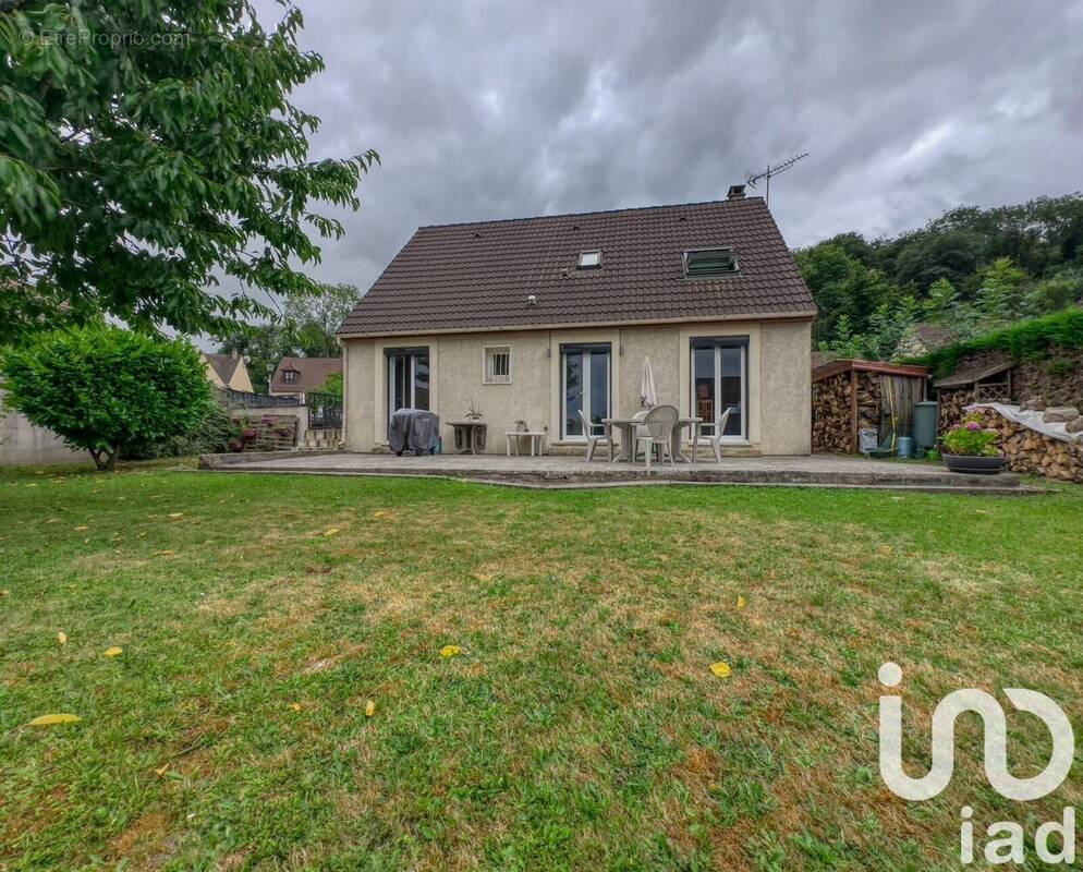 Photo 1 - Maison à CREPY-EN-VALOIS