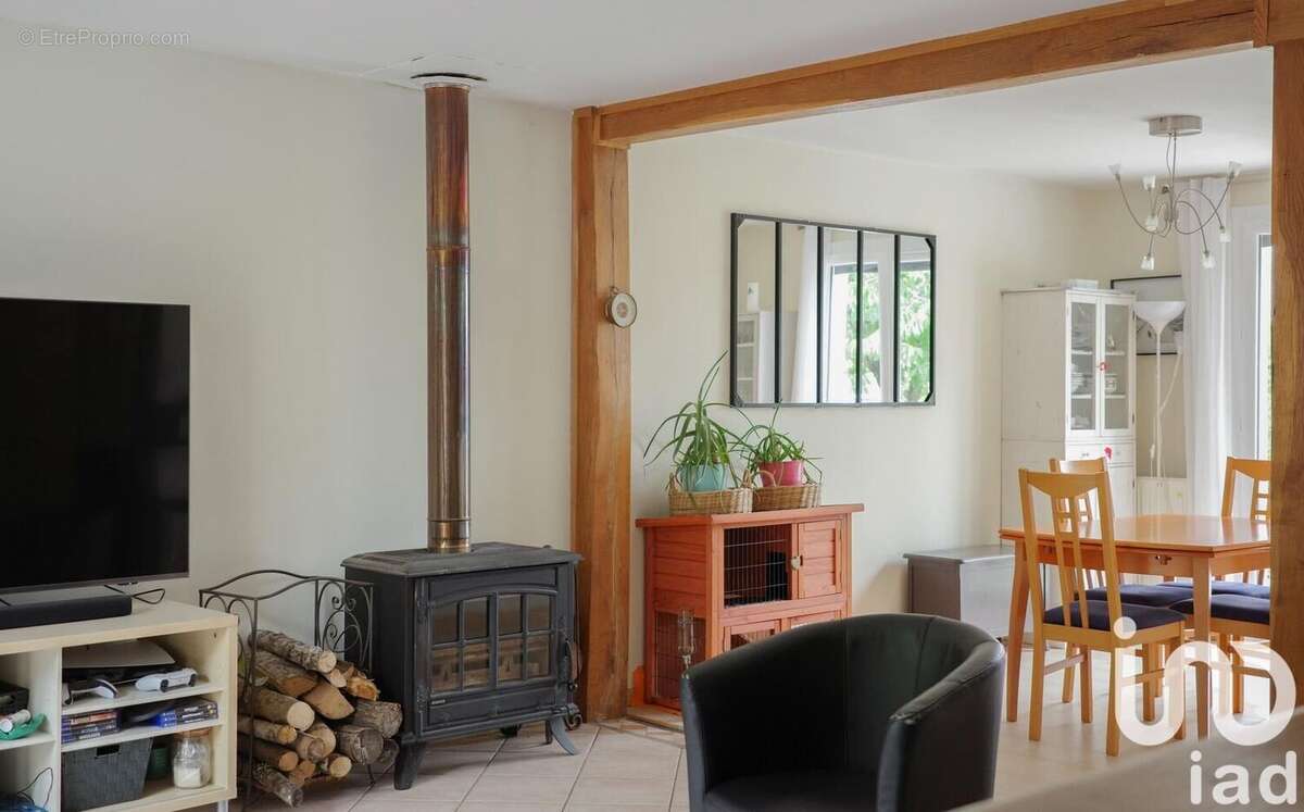 Photo 2 - Maison à CREPY-EN-VALOIS