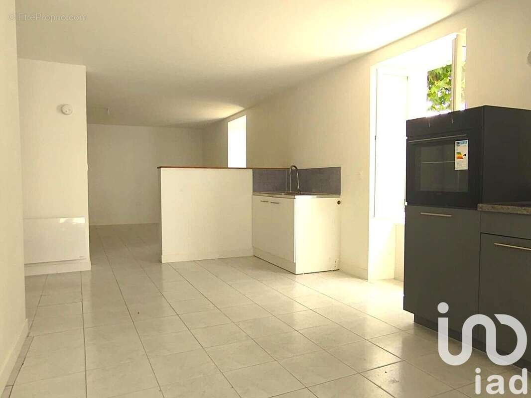 Photo 2 - Maison à LA RONDE