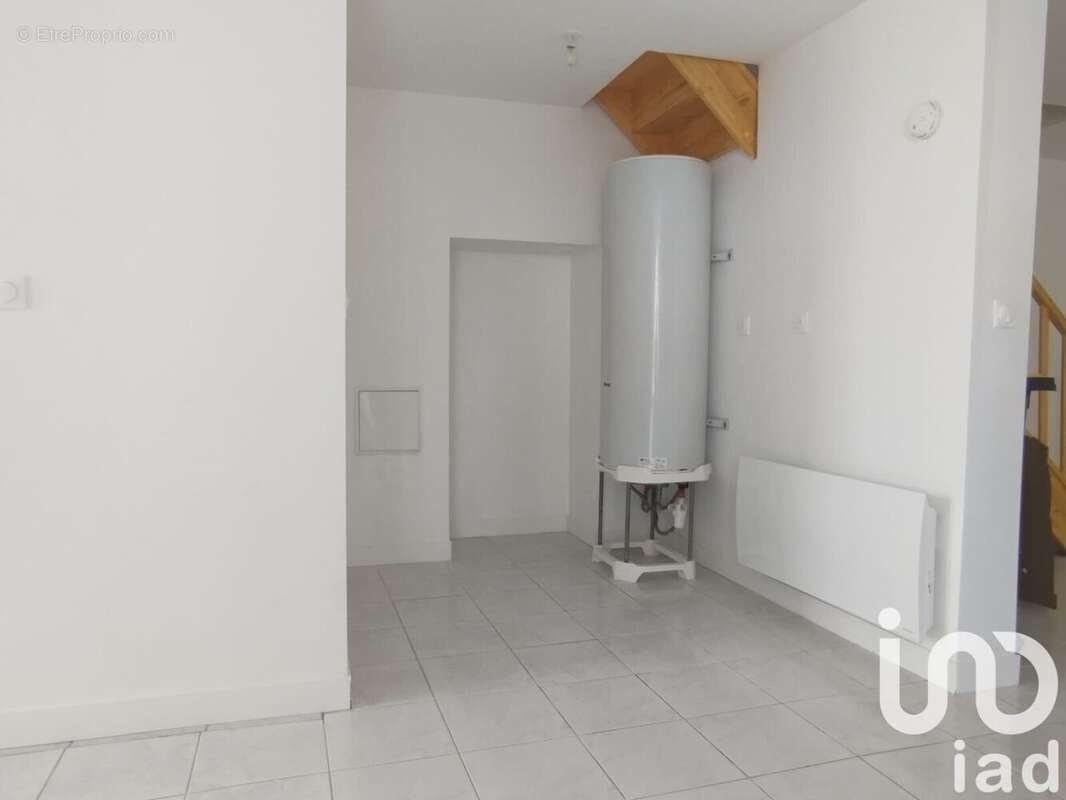 Photo 4 - Maison à LA RONDE