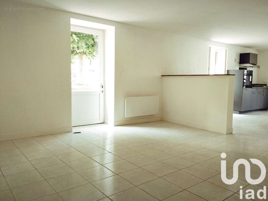 Photo 5 - Maison à LA RONDE