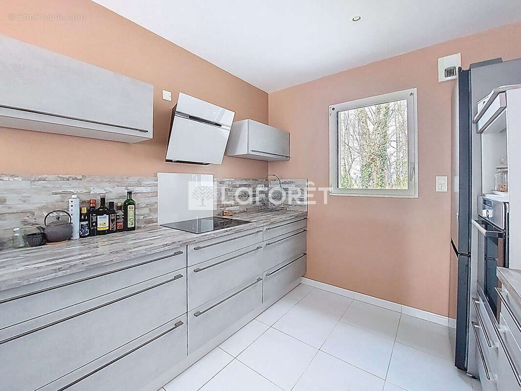 Maison à SAINT-LYPHARD