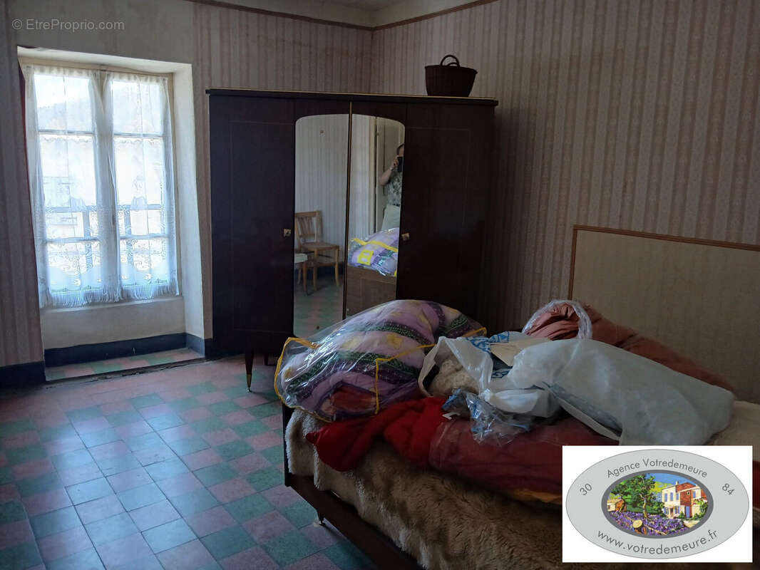 Maison à BAGNOLS-SUR-CEZE