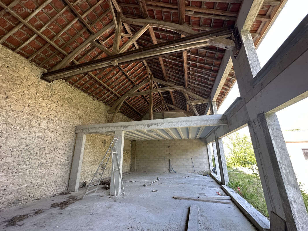 Appartement à MILLY-LA-FORET