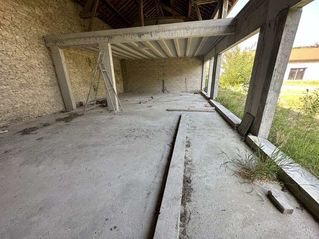 Appartement à MILLY-LA-FORET