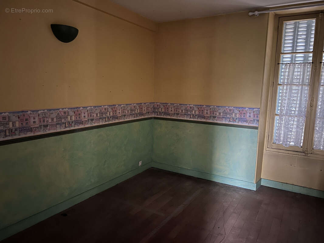 Maison à BRIE-COMTE-ROBERT