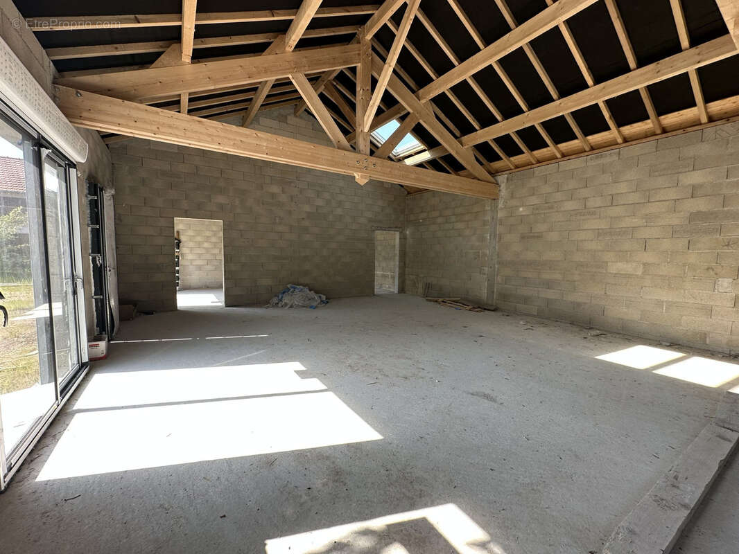 Maison à MILLY-LA-FORET