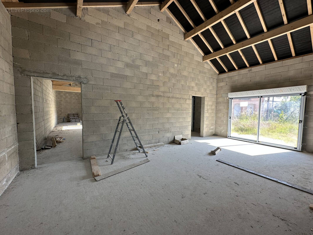 Maison à MILLY-LA-FORET