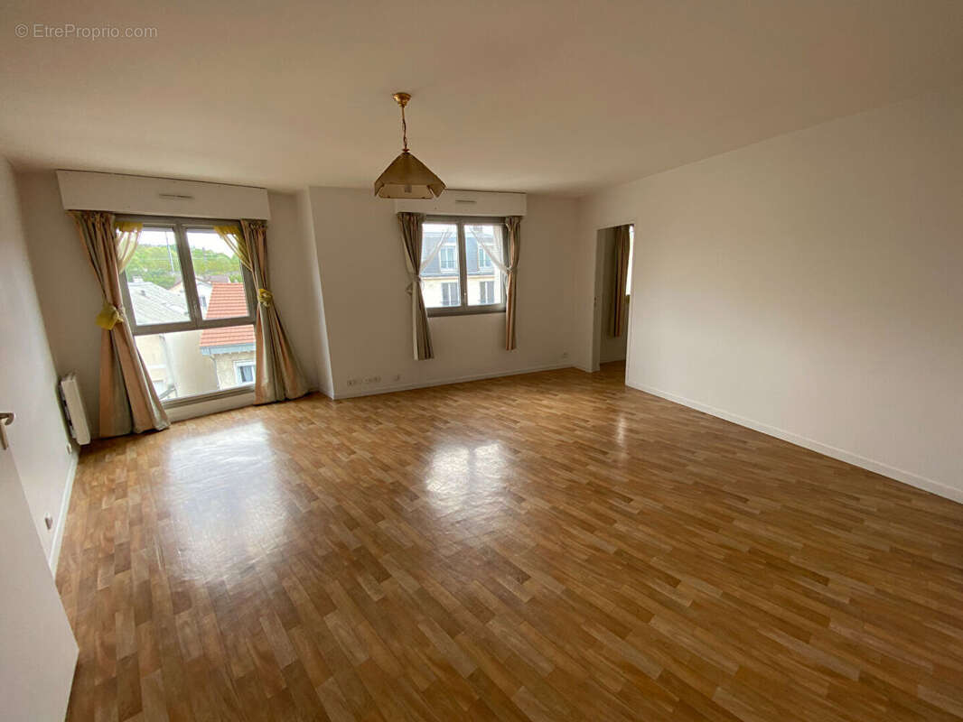 Appartement à VIROFLAY