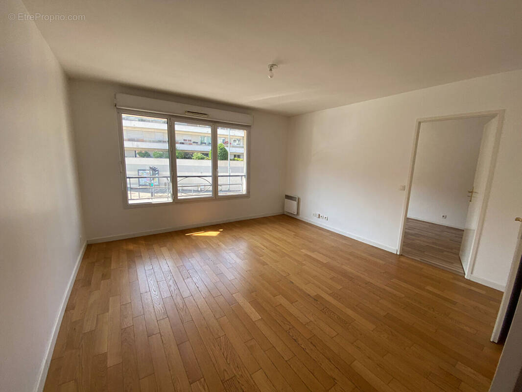 Appartement à CHAVILLE