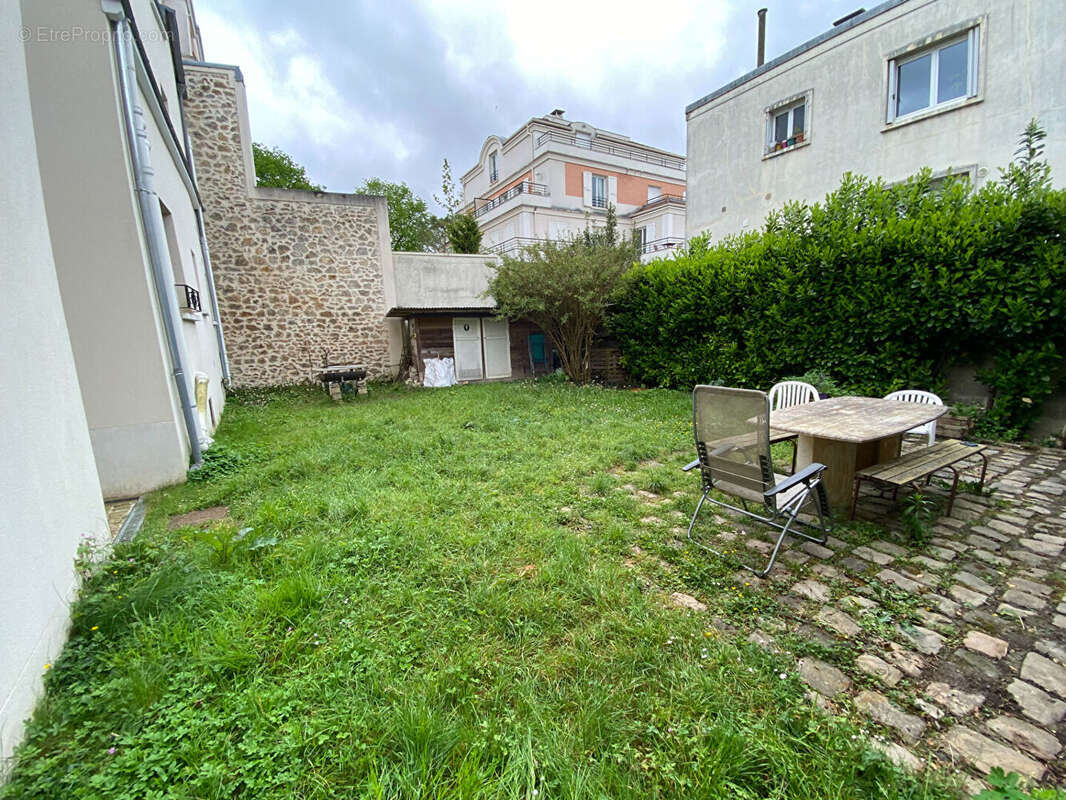 Appartement à CHAVILLE